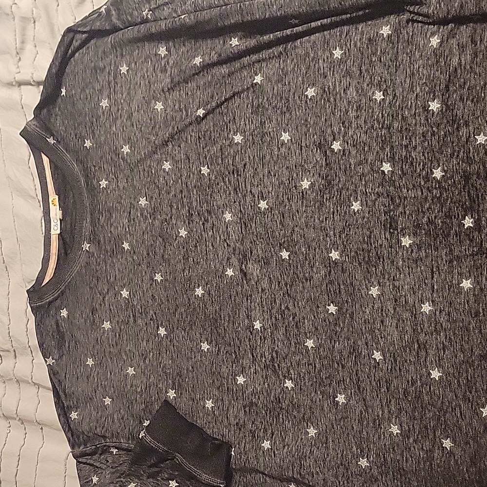 Star sweatshirt